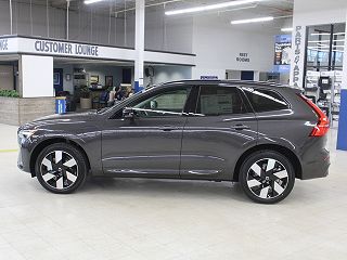 2024 Volvo XC60 T8 Plus YV4H60DL3R1906993 in Erie, PA 4