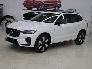 2024 Volvo XC60 T8 Plus YV4H60DL5R1860535 in Erie, PA 3