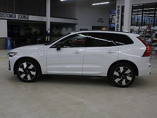 2024 Volvo XC60 T8 Plus YV4H60DL5R1860535 in Erie, PA 4