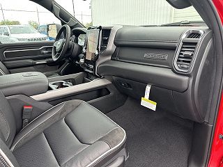 2025 Ram 1500 Laramie 1C6SRFJP5SN529969 in Roseville, MI 32